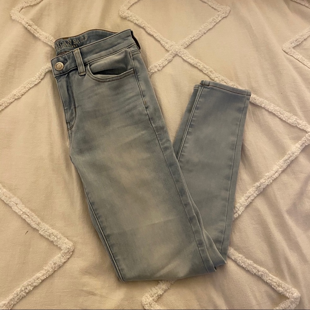 American Eagle light wash Jegging